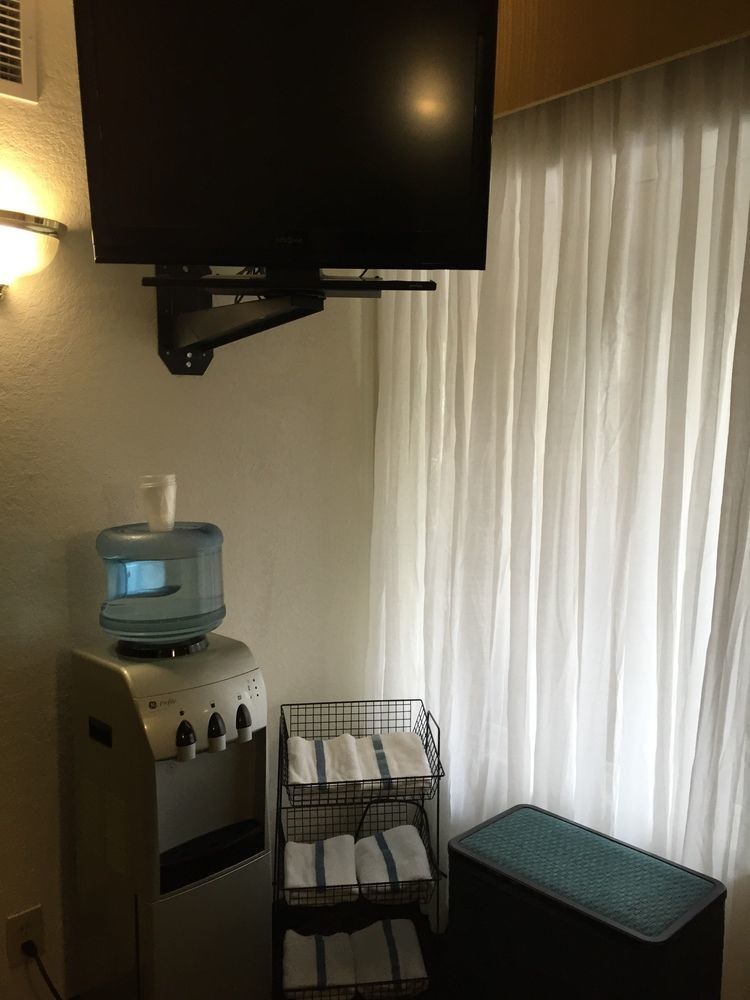 Quality Inn Milwaukee- Brookfield Ngoại thất bức ảnh